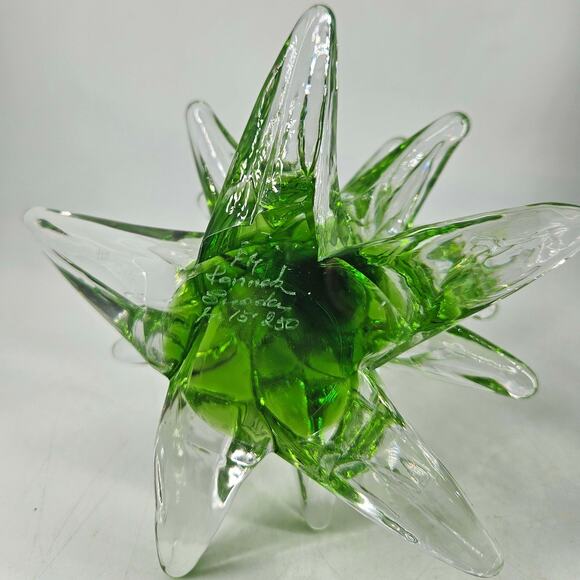 Konstglas Ronneby Sweden Crystal Glass Clear & Green Christmas Tree 11" Signed - Picture 4 of 5